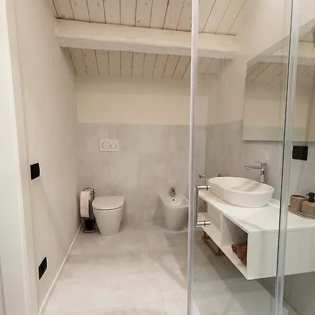 Casale 325 ראבנה