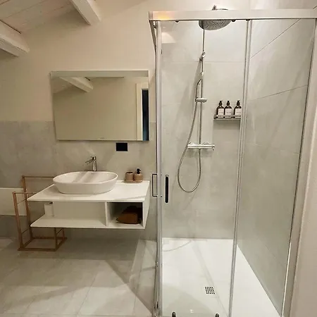 Casale 325